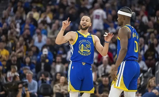 关于库里官方宣布最后时刻胜出新规，美国队引发争议！比赛高潮迭起的信息-九游娱乐下载