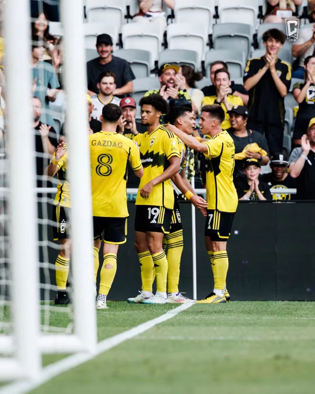 关于欧冠国际比赛日走向成谜；西汉姆状态回暖；信心回归；轮换策略成焦点的信息-九游娱乐网页版